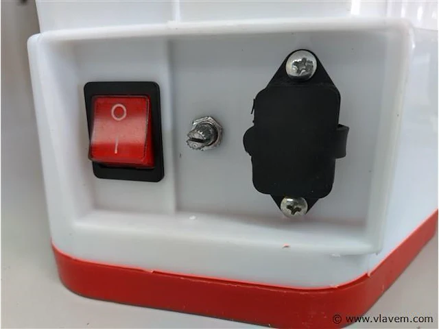 Rugspuit op accu 16 liter - afbeelding 6 van  9