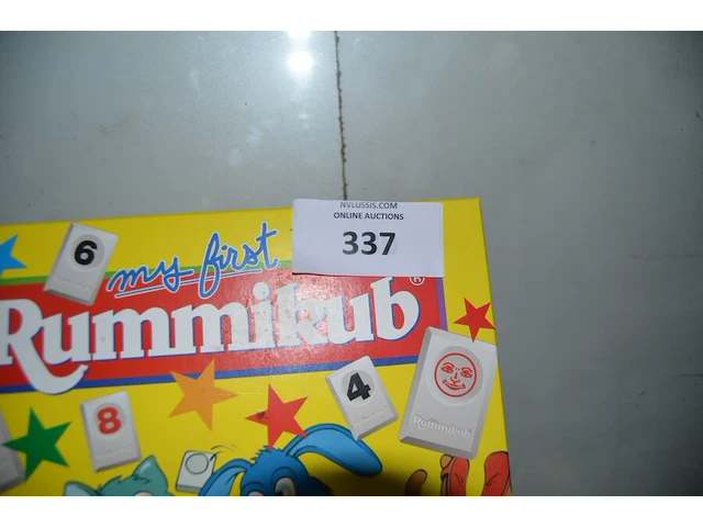 Rummikub spel, brick game, kinderrugzak, kinderzit emoji, 8 rollen kaftpapier - afbeelding 2 van  5