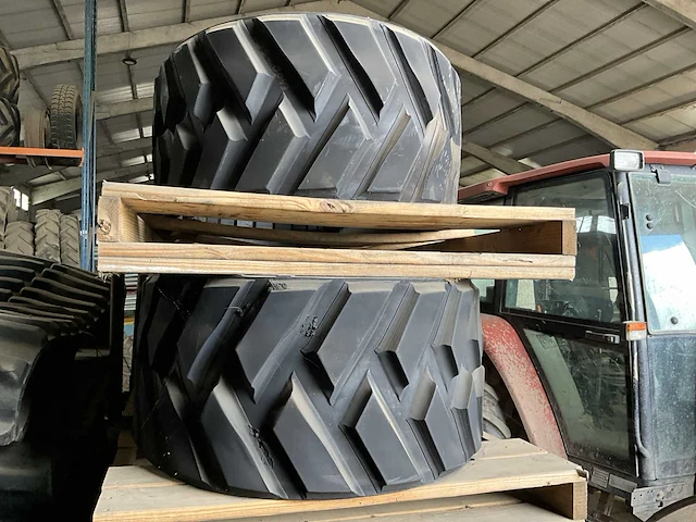 Rupsbanden tractor 4 stuks - afbeelding 5 van  6