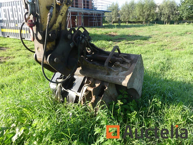 Rupsgraaflaadmachine new holland e70 sr - afbeelding 5 van  24