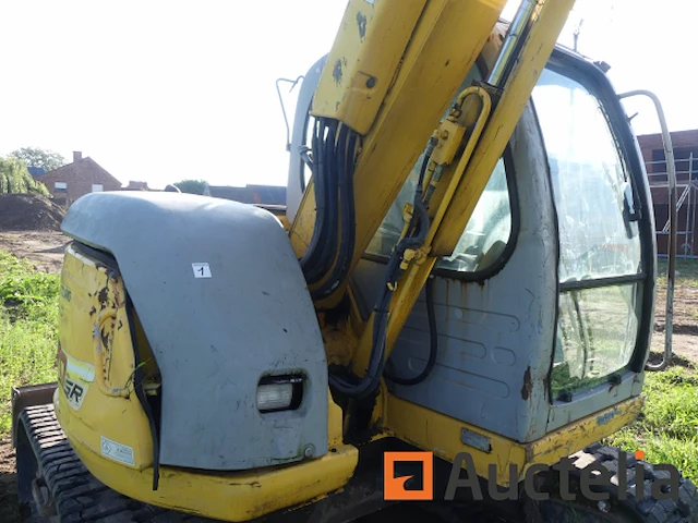 Rupsgraaflaadmachine new holland e70 sr - afbeelding 8 van  24