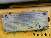 Rupsgraaflaadmachine new holland e70 sr - afbeelding 11 van  24
