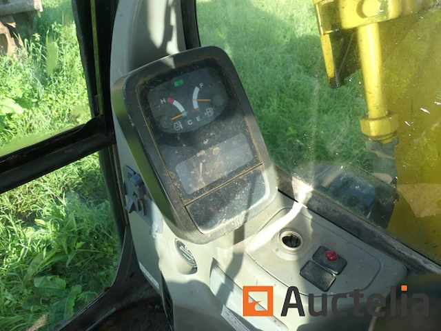 Rupsgraaflaadmachine new holland e70 sr - afbeelding 17 van  24