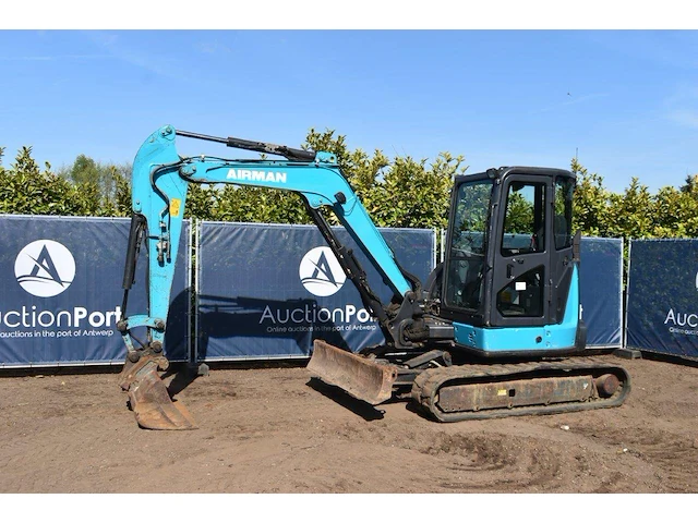 Rupsgraafmachine airman ax480 6a diesel - afbeelding 1 van  1