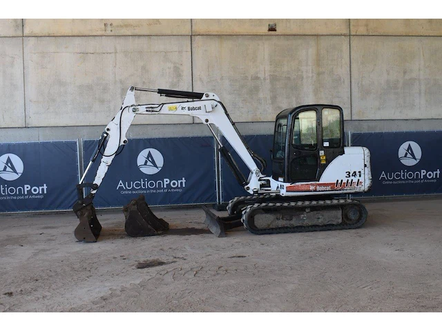 Rupsgraafmachine bobcat 341 diesel - afbeelding 1 van  1