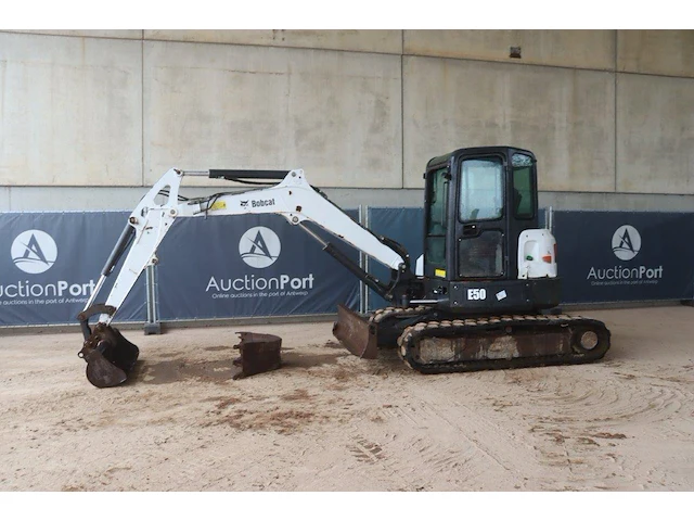 Rupsgraafmachine bobcat e50 compact excavator diesel 2010 - afbeelding 1 van  1