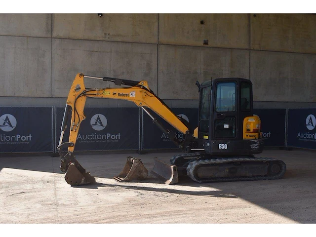 Rupsgraafmachine bobcat e50 diesel - afbeelding 1 van  1
