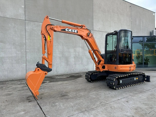 Rupsgraafmachine case cx55b diesel - afbeelding 1 van  1