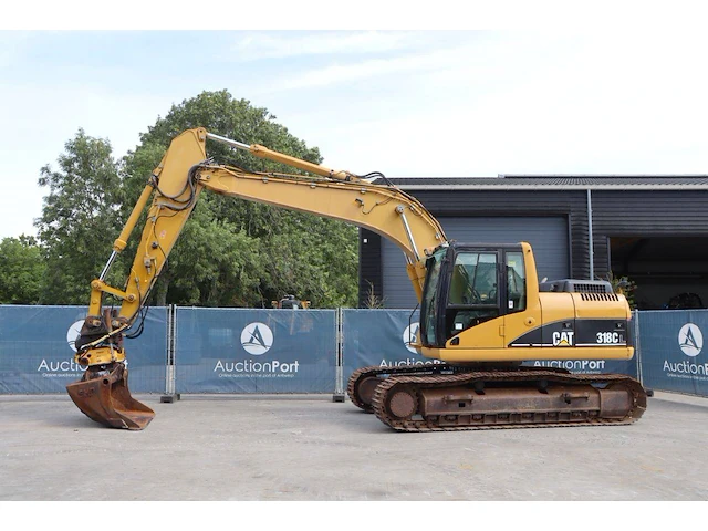 Rupsgraafmachine caterpillar 318c diesel 93kw 2005 - afbeelding 1 van  1