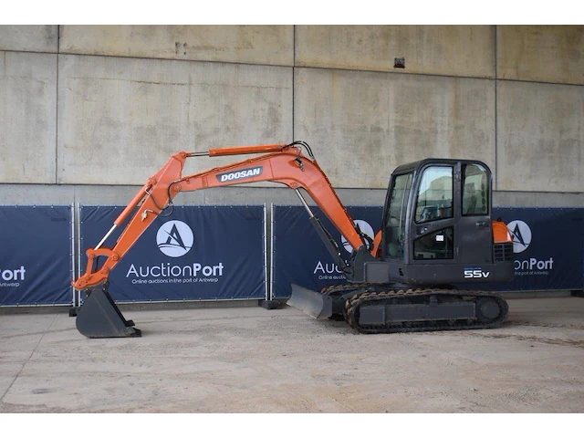 Rupsgraafmachine doosan 55v diesel nieuw - afbeelding 1 van  1