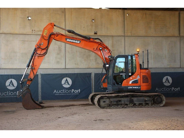 Rupsgraafmachine doosan dx140lcr diesel - afbeelding 1 van  1