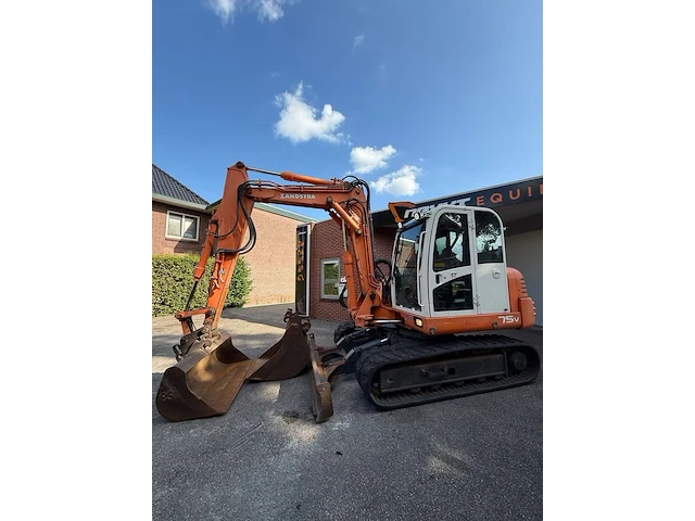 Rupsgraafmachine eurosteel diesel - afbeelding 1 van  1