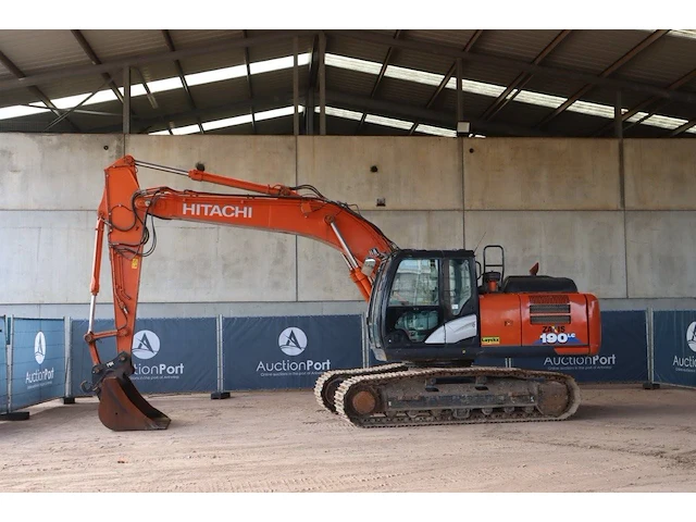 Rupsgraafmachine hitachi zx190lc-6 diesel 2020 - afbeelding 1 van  1