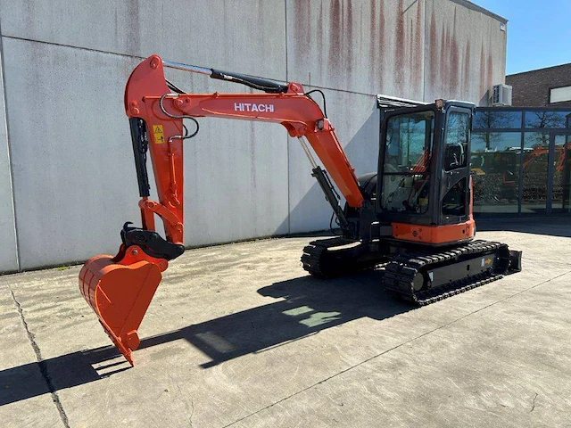 Rupsgraafmachine hitachi zx55usr-5a diesel 2017 - afbeelding 1 van  1