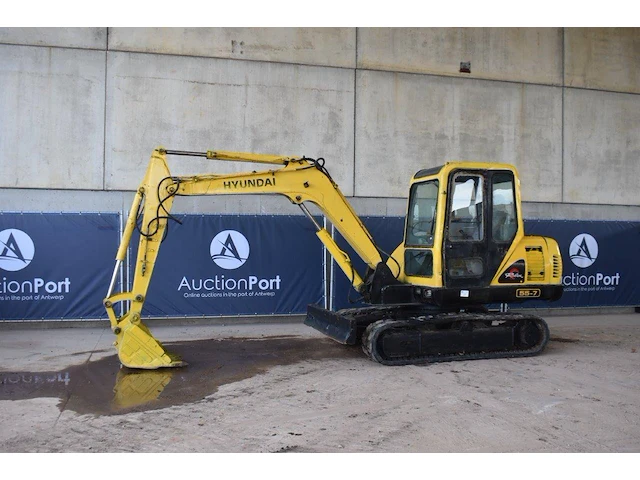 Rupsgraafmachine hyundai 55-7 diesel - afbeelding 1 van  1