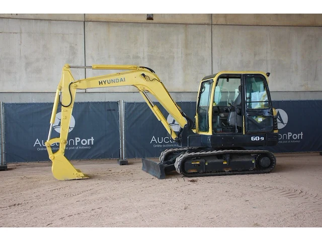 Rupsgraafmachine hyundai 60-9 diesel 2014 - afbeelding 1 van  1
