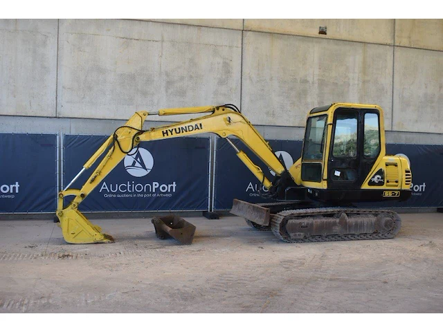 Rupsgraafmachine hyundai r55-7 diesel - afbeelding 1 van  1
