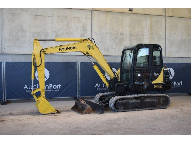 Rupsgraafmachine hyundai r60-7 diesel - afbeelding 1 van  1