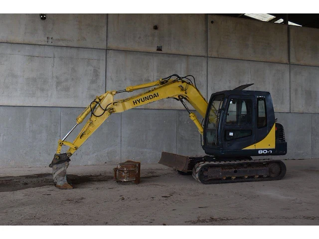 Rupsgraafmachine hyundai r80-7 diesel - afbeelding 1 van  1