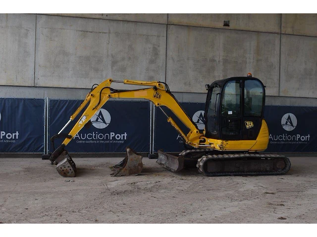 Rupsgraafmachine jcb 8045 diesel - afbeelding 1 van  1