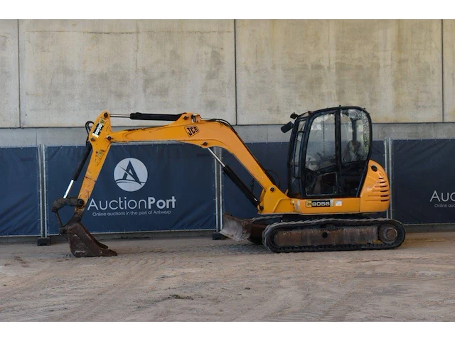 Rupsgraafmachine jcb 8056 diesel - afbeelding 1 van  1