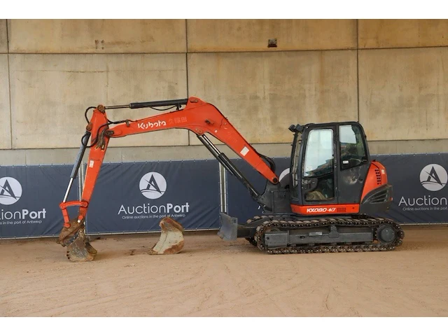 Rupsgraafmachine kubota kx080-4 diesel 2013 - afbeelding 1 van  1