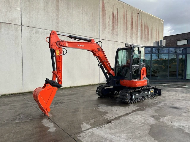 Rupsgraafmachine kubota kx155-5 diesel 29.2kw 2014 - afbeelding 1 van  1