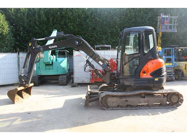 Rupsgraafmachine kubota u40-s diesel 39.5pk 2017 - afbeelding 1 van  1