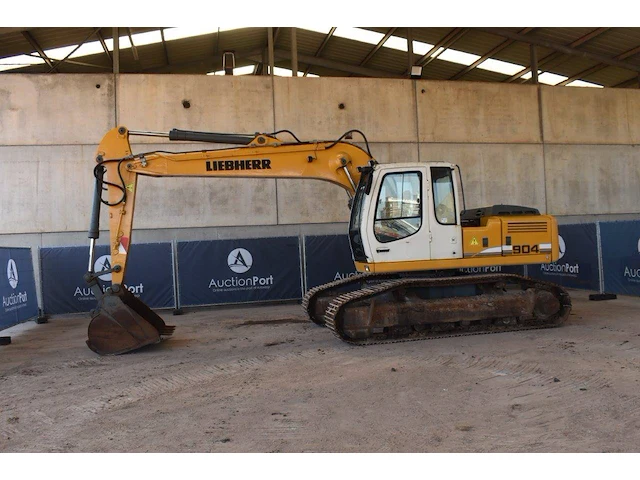 Rupsgraafmachine liebherr 904 diesel - afbeelding 1 van  1