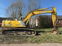 Rupsgraafmachine new holland e215 diesel 2006 - afbeelding 1 van  1