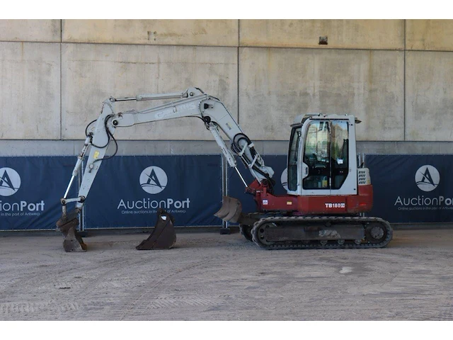 Rupsgraafmachine takeuchi tb180fr diesel - afbeelding 1 van  1