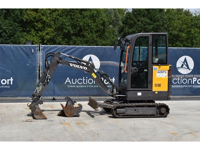 Rupsgraafmachine volvo ec18e diesel - afbeelding 1 van  1