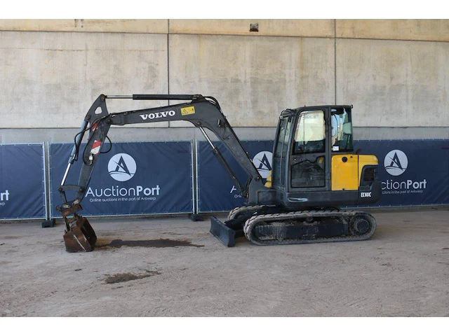 Rupsgraafmachine volvo ec60c - afbeelding 1 van  1