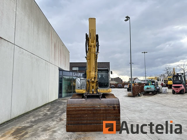 Rupsgraafmachines new holland kobelco e235bsr-2 - afbeelding 43 van  45