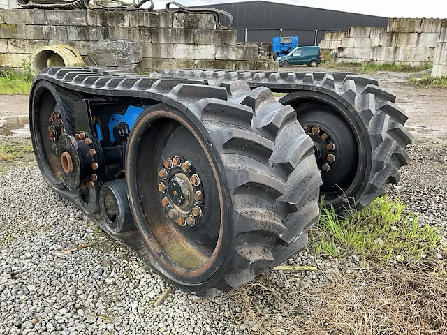 Rupsonderstel terra trax nieuw - afbeelding 8 van  12