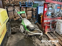 Ruwterrein grasmaaier - afbeelding 1 van  6