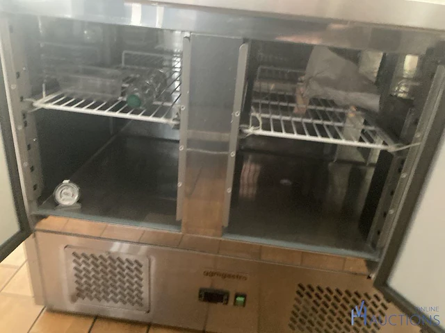 Rvs 3-deurs gekoelde werktafel met saladette - afbeelding 5 van  6