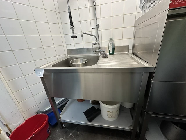 Rvs afwastafel incl kraan - afbeelding 1 van  3