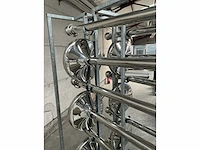 Rvs afzetpalen (16x) in transportkar - afbeelding 7 van  9