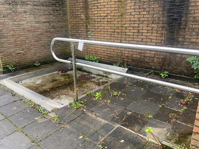 Rvs buiten voetbad - afbeelding 1 van  4