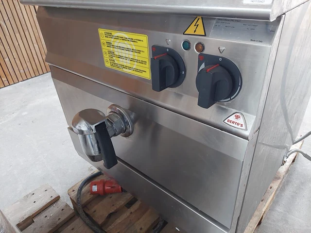 Rvs elektrische kookketel bertos se9p10i - afbeelding 9 van  11