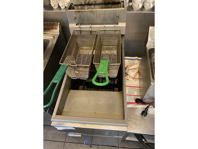Rvs friteuse - afbeelding 2 van  3