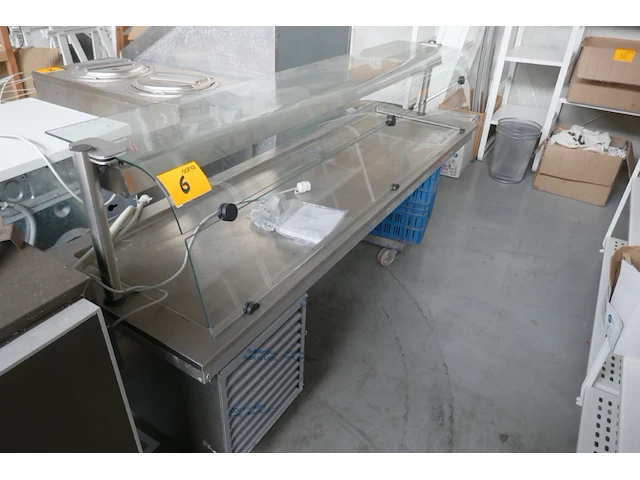 Rvs gekoelde vitrine toonbank met gebogen ruit - afbeelding 1 van  5