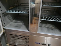 Rvs gekoelde werkbank-saladebar met marmer werkblad 3-deurs maxima - afbeelding 3 van  6