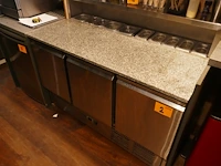 Rvs gekoelde werkbank-saladebar met marmer werkblad 3-deurs maxima - afbeelding 6 van  6