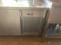 Rvs gekoelde werktafel voorzien van 4 deuren - afbeelding 2 van  5