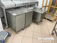 Rvs grondstoffen rolcontainer