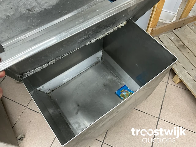 Rvs grondstoffen rolcontainer - afbeelding 5 van  6