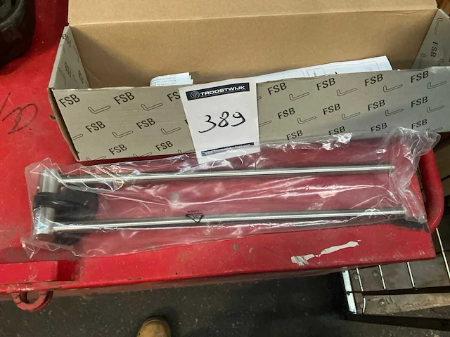 Rvs handdoekrekje - afbeelding 2 van  3