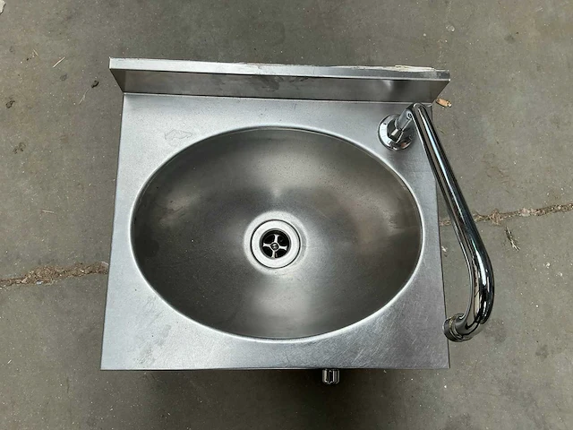 Rvs handenwasser met kniebediening - afbeelding 4 van  6